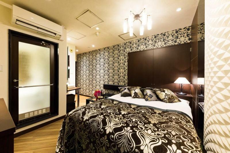 Hotel Versys (Adults Only) Hiroshima Exterior photo